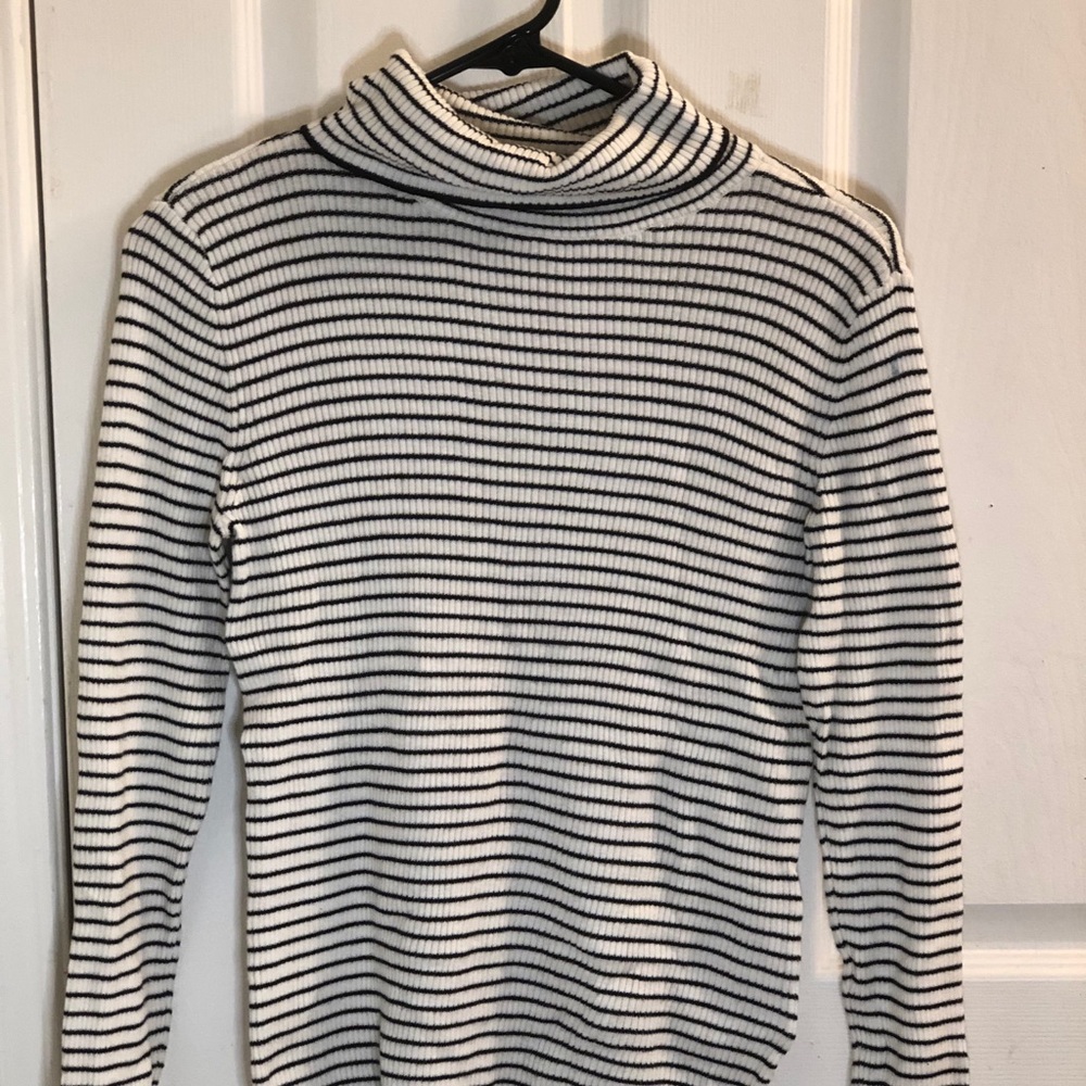 H&M striped turtle neck sweater